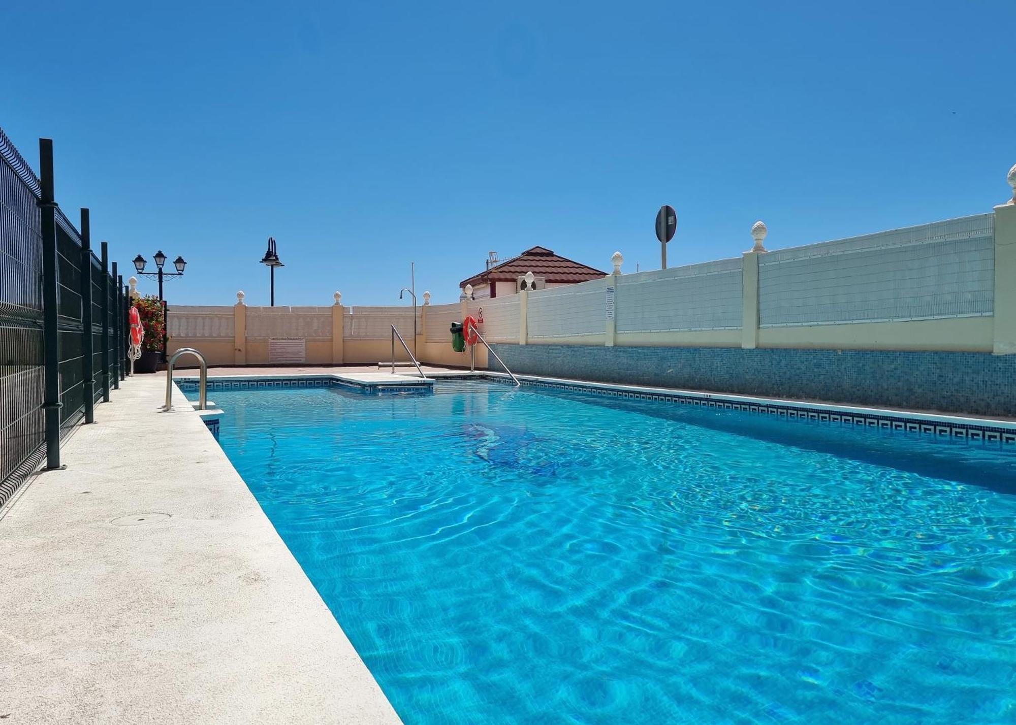 Tinoko Apartament In La Carihuela Beach トレモリノス エクステリア 写真