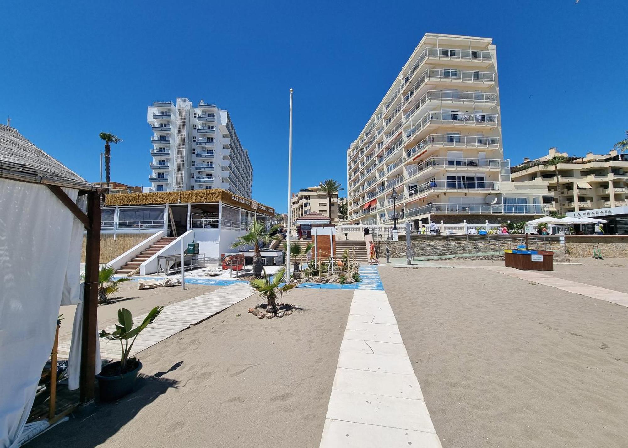 Tinoko Apartament In La Carihuela Beach トレモリノス エクステリア 写真