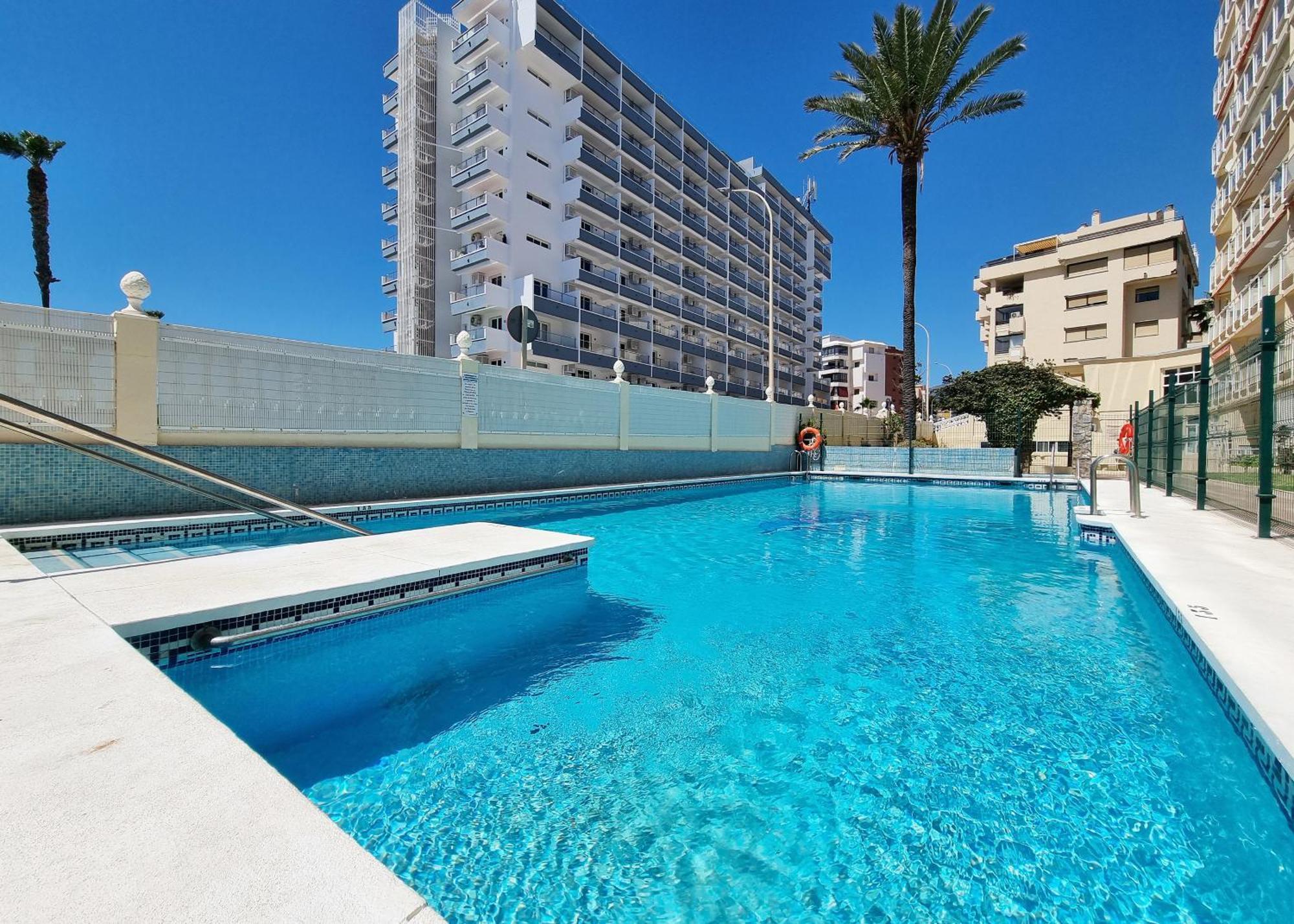 Tinoko Apartament In La Carihuela Beach トレモリノス エクステリア 写真
